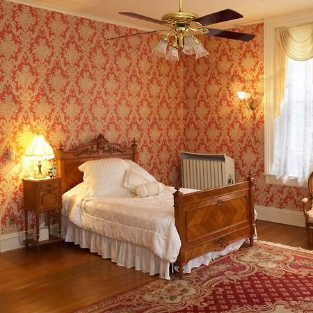 Vrooman Mansion Bloomington Zimmer foto
